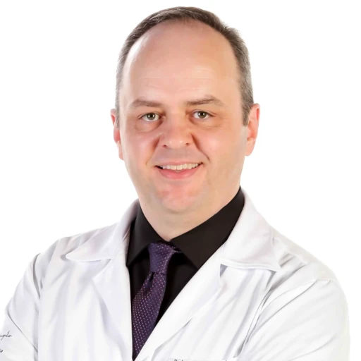 Dr. Angelo Bannack - Médico de Família